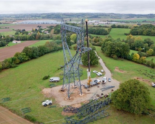 Montage d’un pylone EDF Montage pylone EDF